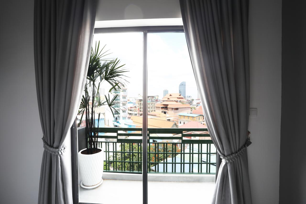 Sky Apartments Riverside - 50M To Royal Palace Phnom Penh Exterior photo